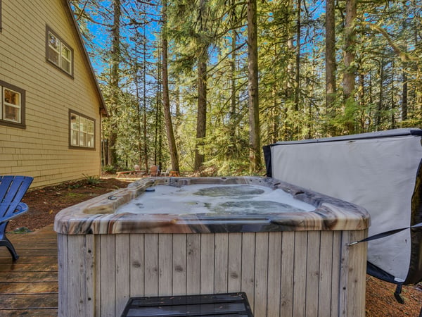 RRR- Hot Tub