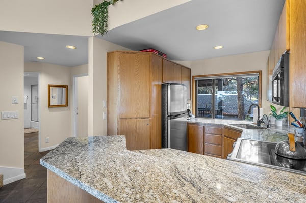 River Ridge 601- Kitchen