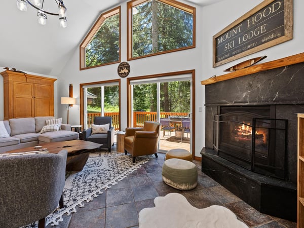 Landen Lodge Great Room Gas Fireplace