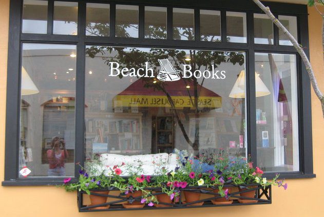 Beach Books in Seaside